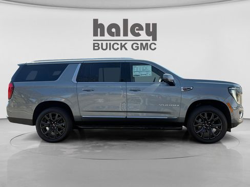 New 2026 GMC Yukon XL Elevation w/ LPO, Floor Liner Package image 6