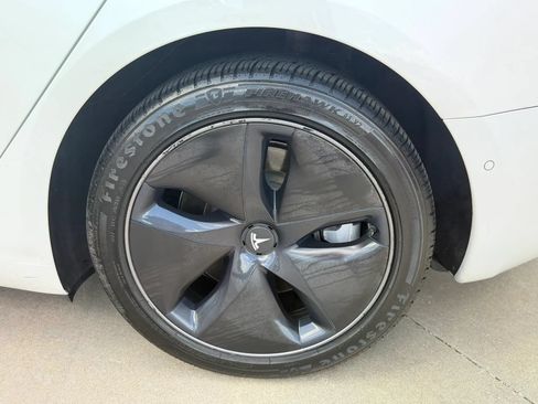Used 2020 Tesla Model 3 Long Range AWD/4WD image 13