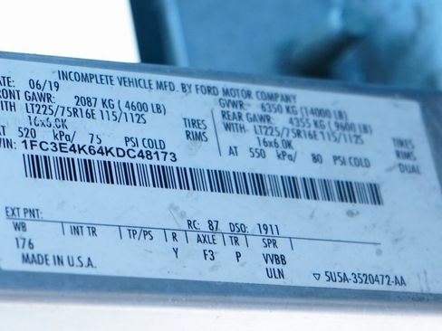 Used 2019 Ford E-450 and Econoline 450 Super Duty image 40