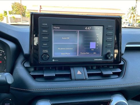 Used 2022 Toyota RAV4 XLE w/ Convenience Package AWD/4WD image 14
