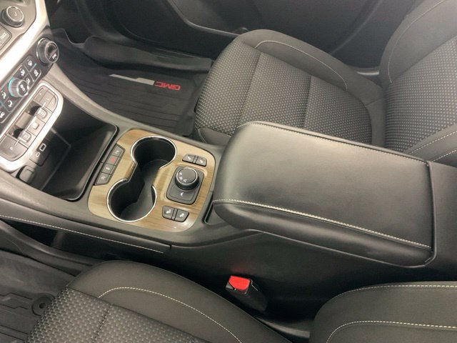 Used 2023 GMC Acadia SLE w/ Driver Convenience Package FWD image 17