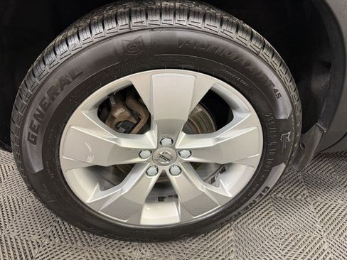 Used 2019 Volvo XC40 T5 Momentum AWD/4WD image 20