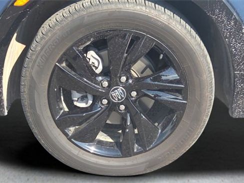 Used 2025 Buick Encore GX Sport Touring image 19