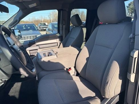 Used 2018 Ford F150 XLT image 16