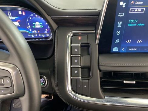 Used 2023 Chevrolet Tahoe LT AWD/4WD image 44