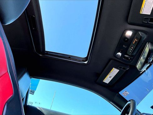 Used 2022 Chevrolet Camaro SS RWD image 23
