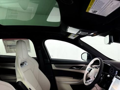 Certified 2026 Jaguar F-PACE R-Dynamic S AWD/4WD image 43