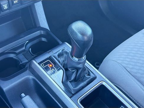 Used 2022 Toyota Tacoma SR5 image 27