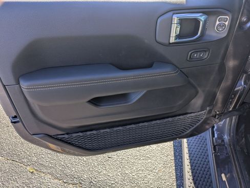 New 2026 Jeep Wrangler Unlimited Sahara AWD/4WD image 10