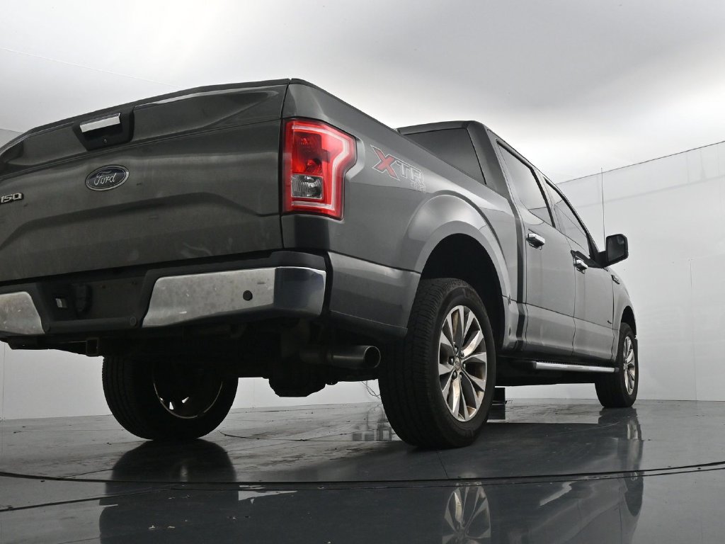 Used 2015 Ford F150 XLT w/ Equipment Group 302A Luxury AWD/4WD image 22