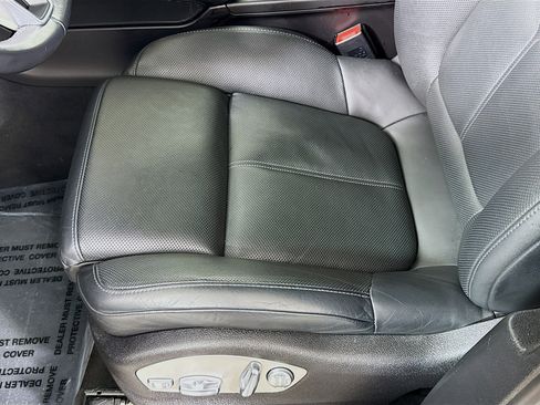 Certified 2020 Porsche Macan S image 13