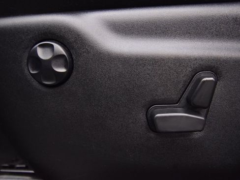 Used 2023 Dodge Durango SRT image 34