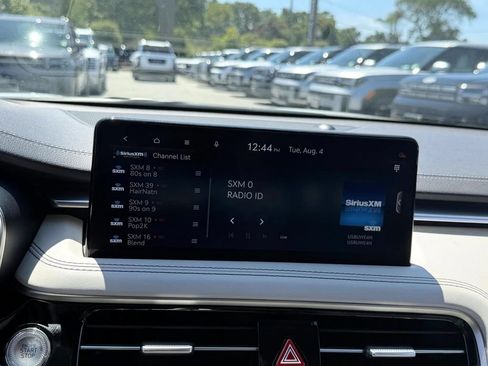 Certified 2025 Genesis G70 2.5T AWD/4WD image 22