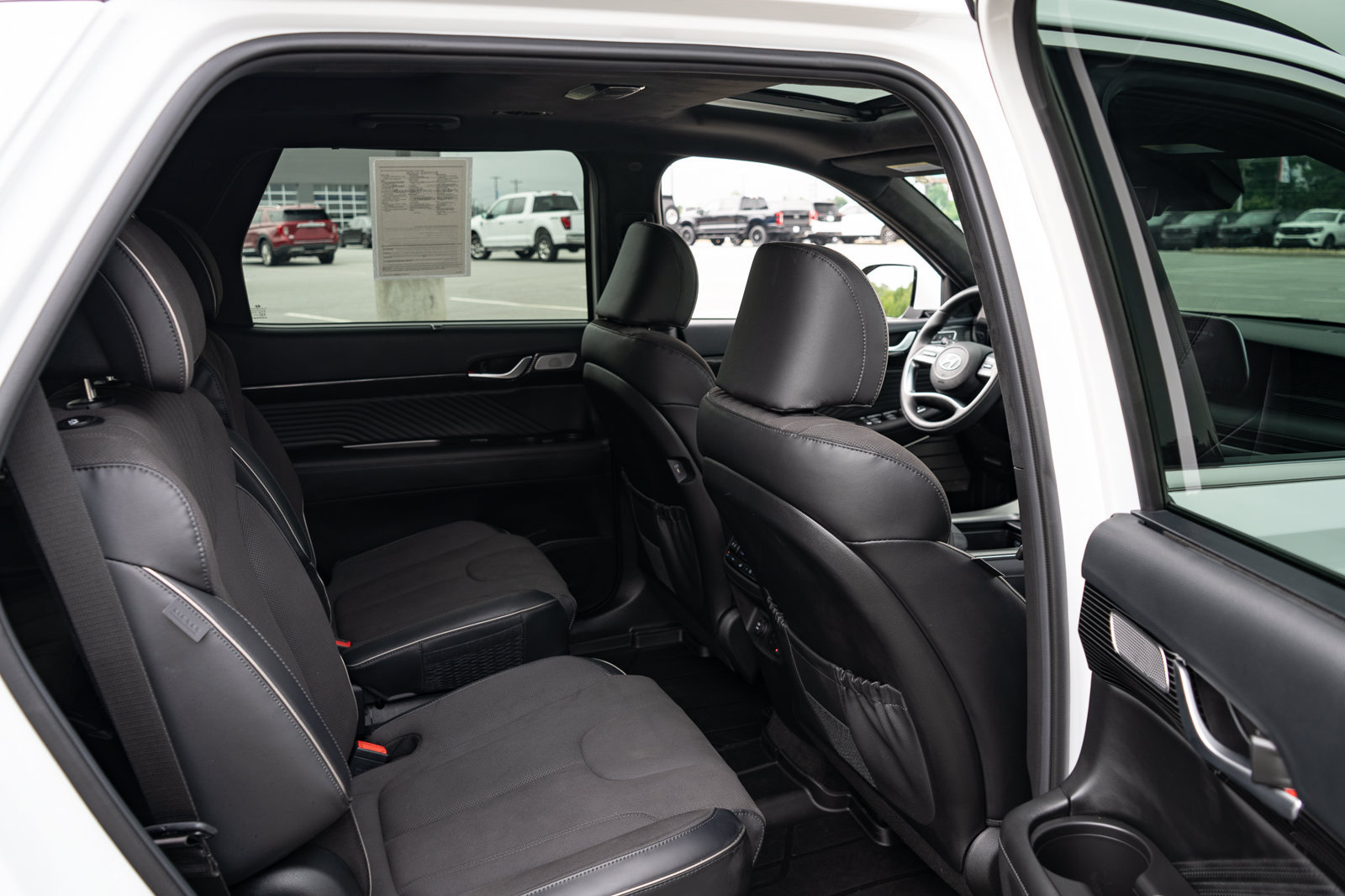 Used 2025 Hyundai Palisade Calligraphy AWD/4WD image 22