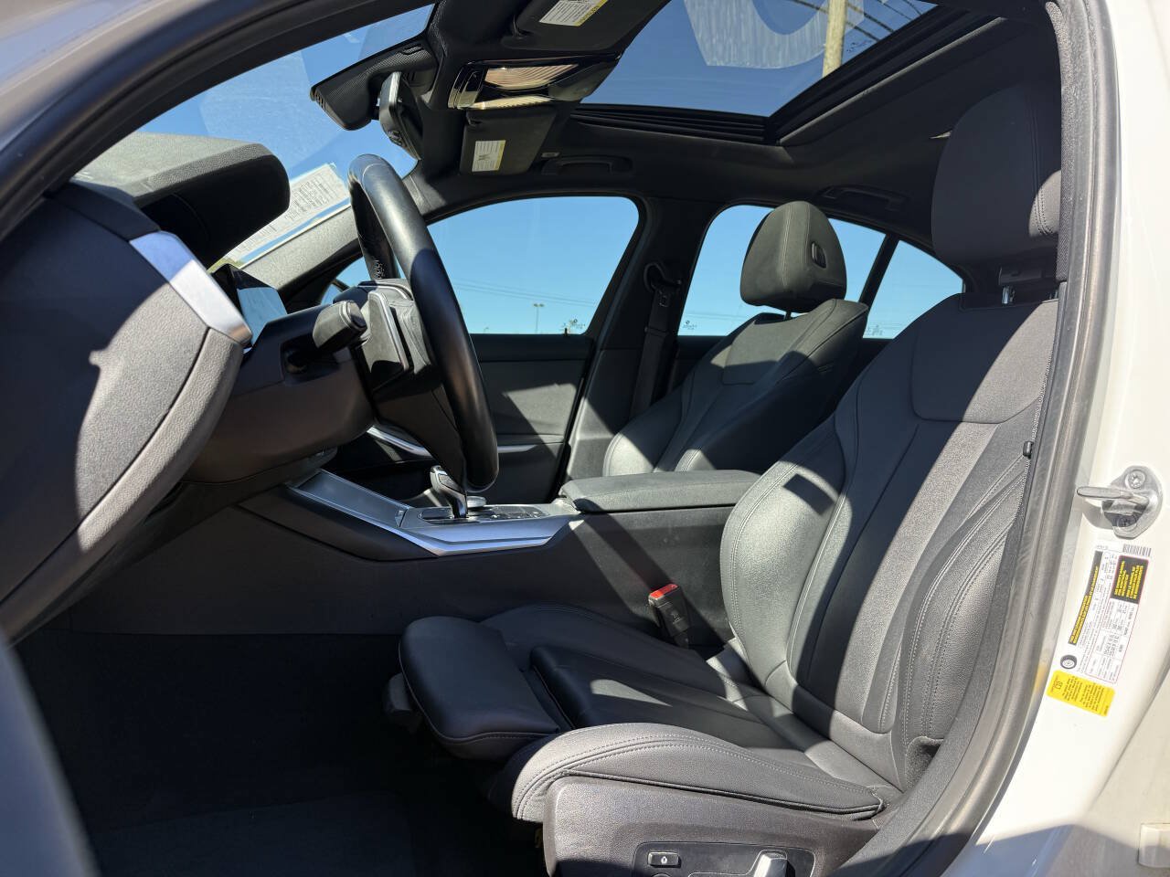 Used 2020 BMW 330i w/ Convenience Package RWD image 8
