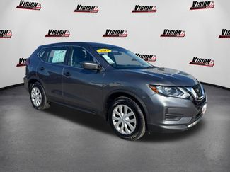 Used 2018 Nissan Rogue S video 3