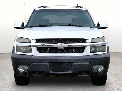 Used 2004 Chevrolet Avalanche Z66 w/ Sun And Sound Package RWD image 5