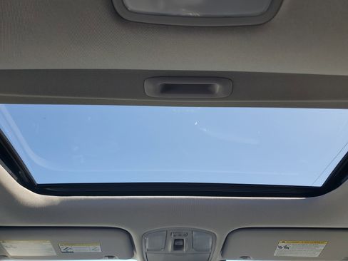 Certified 2023 Hyundai Kona Limited FWD image 22
