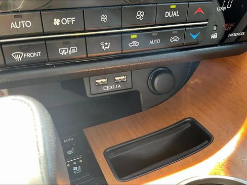 Used 2022 Lexus RX 350 AWD w/ Premium Package image 32