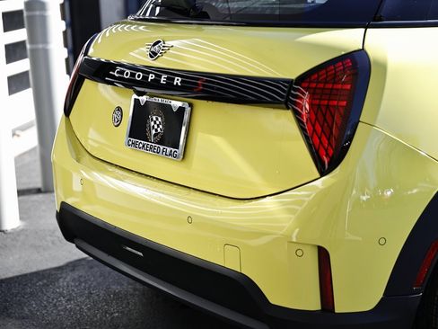 New 2026 MINI Cooper S image 8