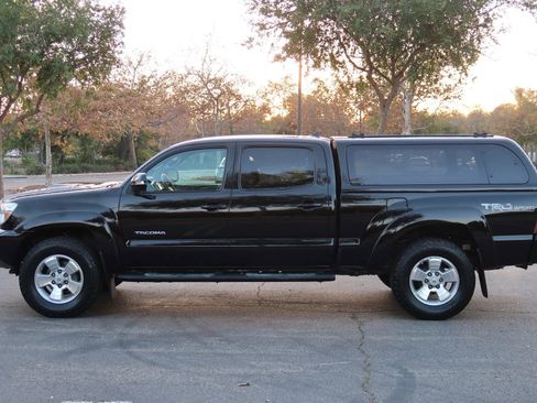 Used 2014 Toyota Tacoma 4x4 Double Cab image 3