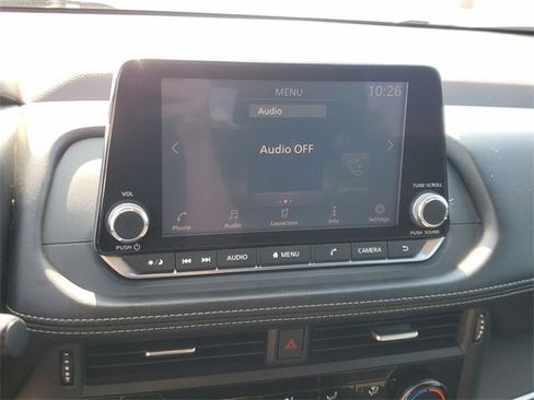 Used 2021 Nissan Rogue S image 23