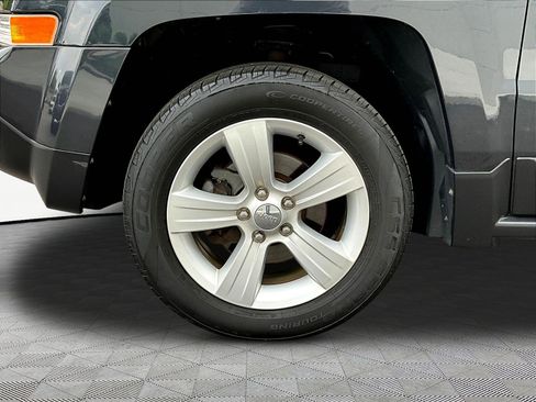 Used 2014 Jeep Patriot Sport w/ Power Value Group FWD image 33