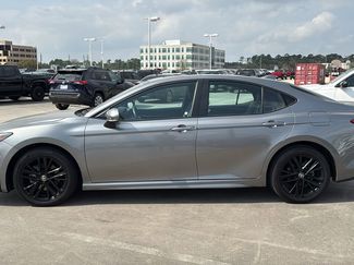 Used 2025 Toyota Camry SE w/ Multimedia Upgrade Package video 2