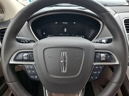 Used 2020 Lincoln Nautilus Reserve w/ Equipment Group 201A FWD image 21