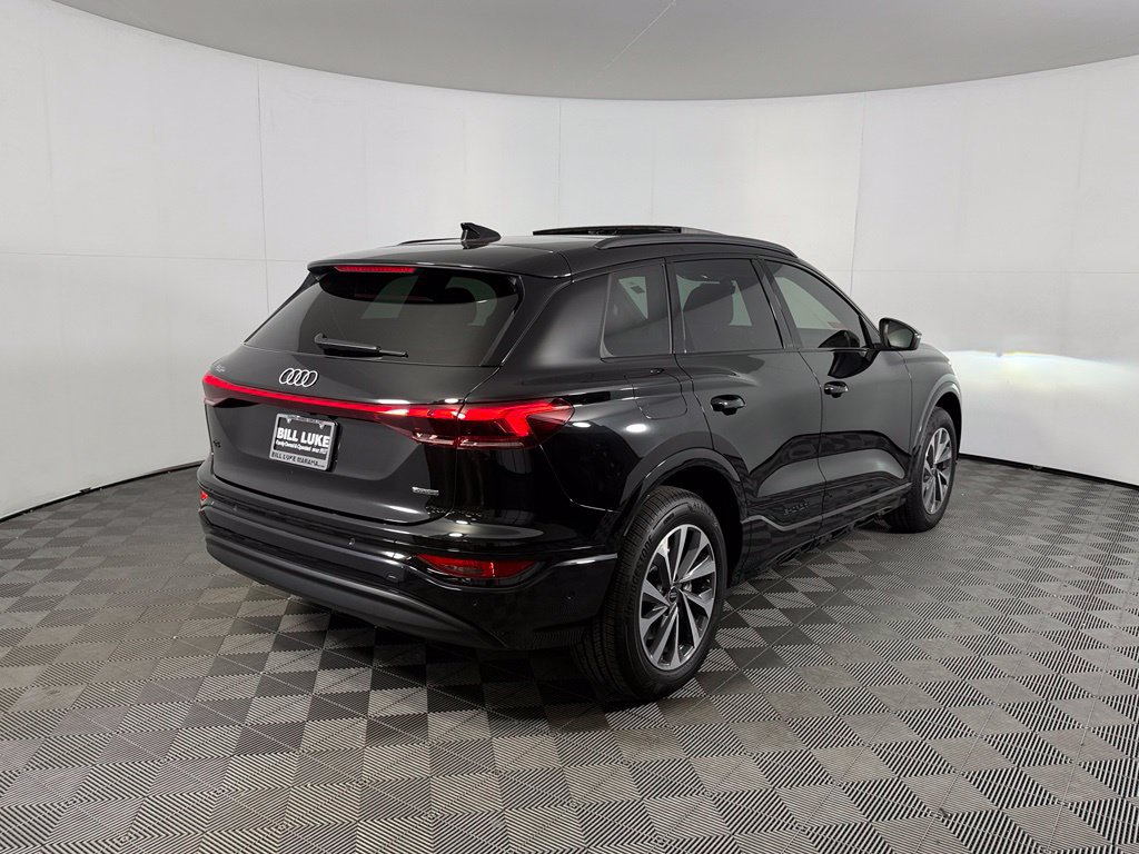 Used 2025 Audi Q6 e-tron Premium w/ Convenience Package AWD/4WD image 8