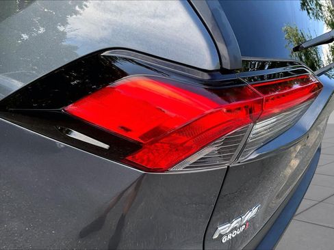 Used 2021 Toyota RAV4 XLE w/ Convenience Package AWD/4WD image 27