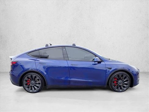Used 2022 Tesla Model Y Performance AWD/4WD image 5