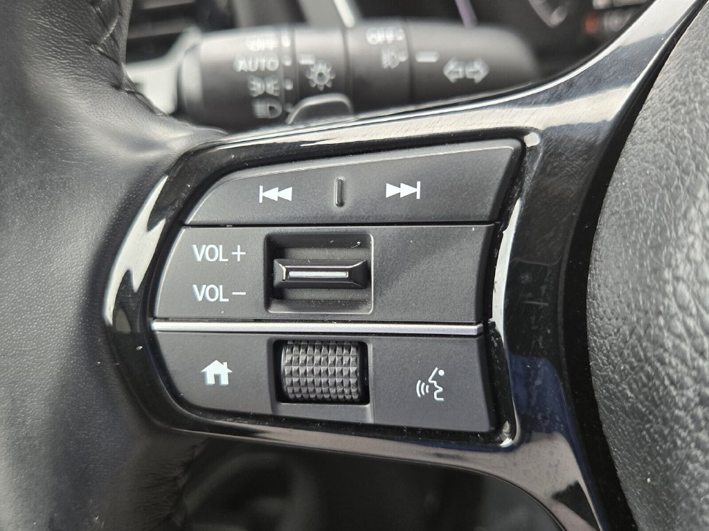 Used 2023 Honda Pilot Touring image 25