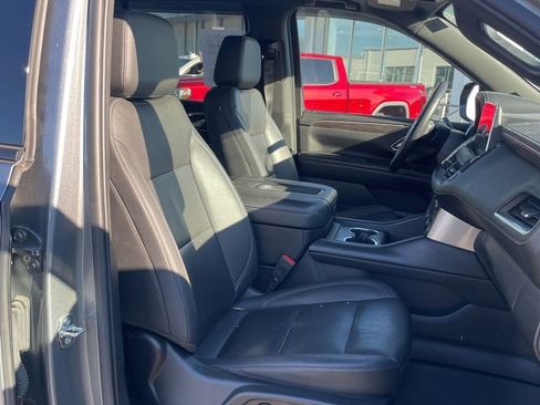 Used 2022 Chevrolet Tahoe Z71 w/ Luxury Package image 14