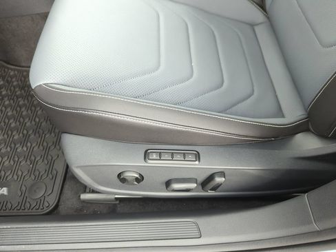 New 2026 Volkswagen Jetta SEL FWD image 29