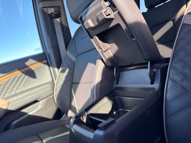 Used 2026 GMC Canyon Denali AWD/4WD image 25