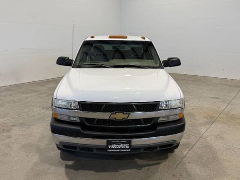 Used 2001 Chevrolet Silverado 3500 LS AWD/4WD image 4