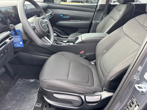 New 2026 Hyundai Tucson SE image 9