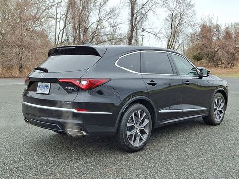 Used 2023 Acura MDX SH-AWD w/ Technology Package image 6