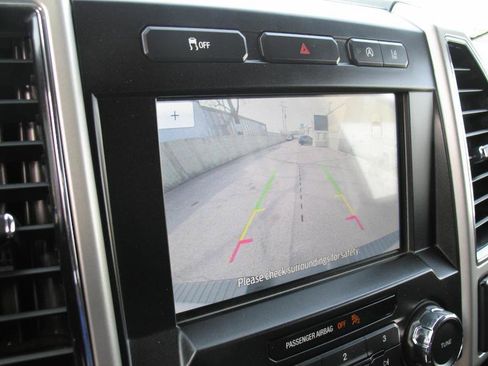 Used 2020 Ford F150 Lariat image 40