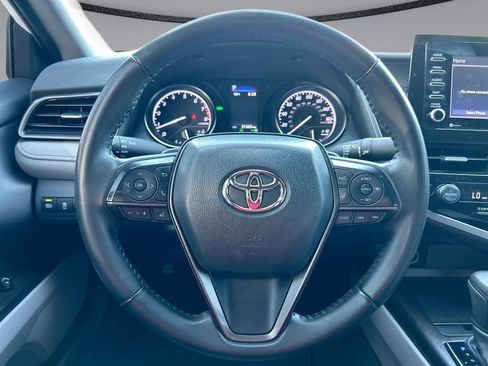 Used 2024 Toyota Camry SE w/ Convenience Package FWD image 15