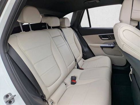 Certified 2026 Mercedes-Benz GLC 300 4MATIC image 17