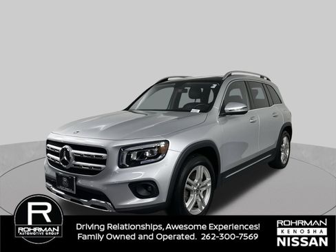 Used 2022 Mercedes-Benz GLB 250 4MATIC image 1