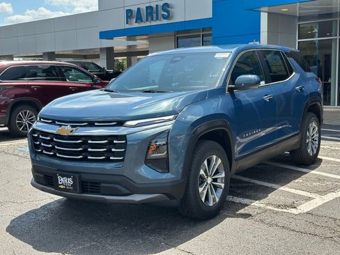New 2026 Chevrolet Equinox LT w/ Convenience Package II FWD image 3