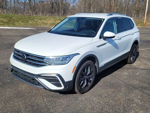 Used 2022 Volkswagen Tiguan SE AWD/4WD image 5
