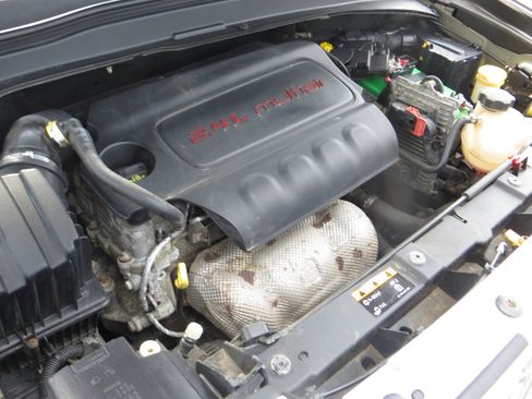 Used 2016 Jeep Renegade Limited image 29