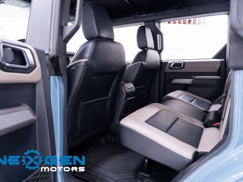 Used 2022 Ford Bronco Wildtrak image 36