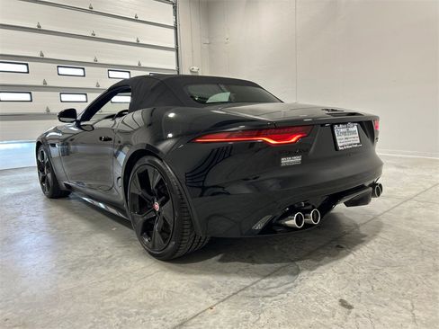Used 2022 Jaguar F-TYPE R-Dynamic image 8