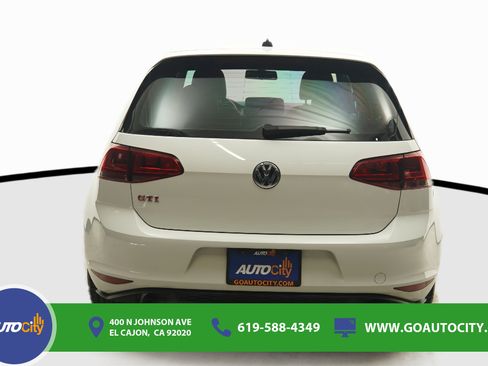 Used 2016 Volkswagen GTI Autobahn w/ Lighting Package (SEL) FWD image 12