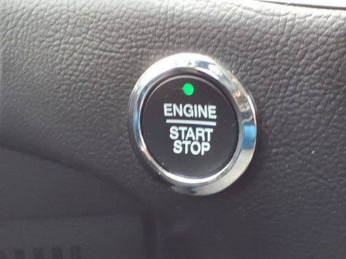 Used 2024 Ford Edge SEL w/ Convenience Package image 20